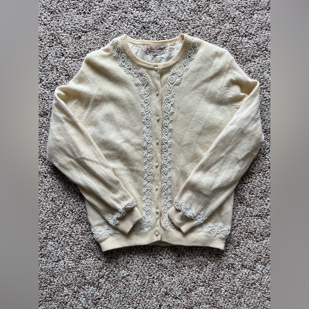 Vtg 50s Fuzzy Beaded Lambs Wool Angora Rabbit Hair Preppy Coquette Cardigan - M